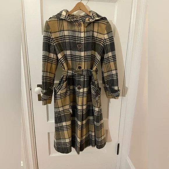 Vintage 1970’s Plaid Wool Coat - Picture 2 of 14